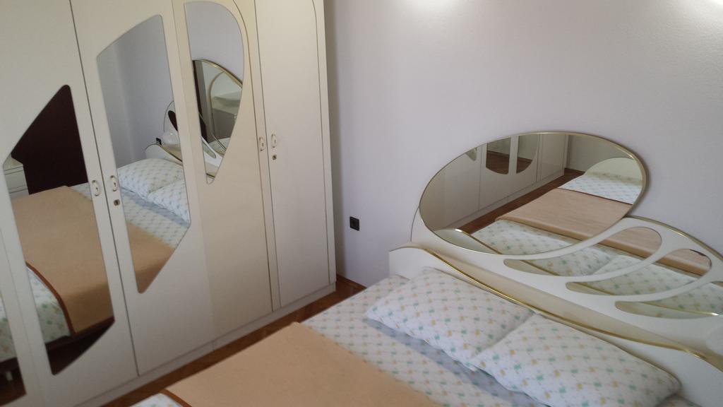 Apartment Golubica 2 Marina  Habitación foto